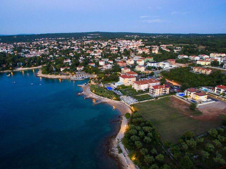 Luxury Apartments Villa Matea 2 Malinska Exterior photo