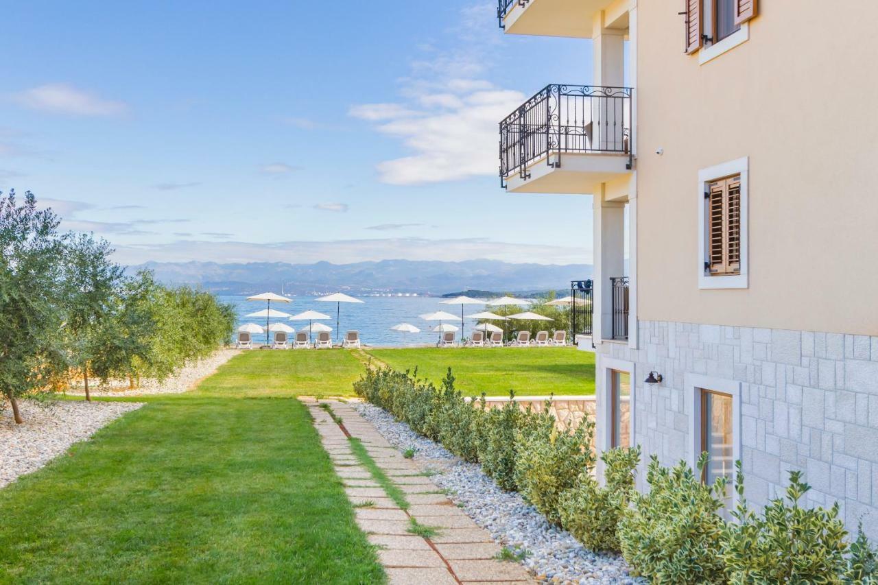 Luxury Apartments Villa Matea 2 Malinska Exterior photo